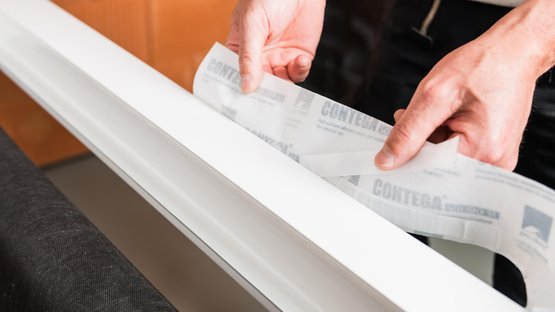 2. Oben am Blendrahmen beginnen